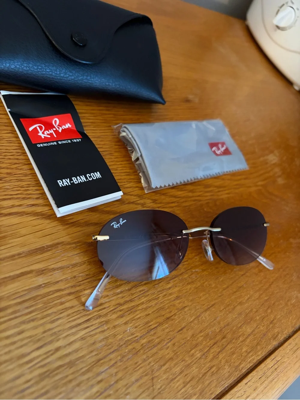 Ray-Ban Unisex RB3767 Oval Sunglasses in Brown Gradient